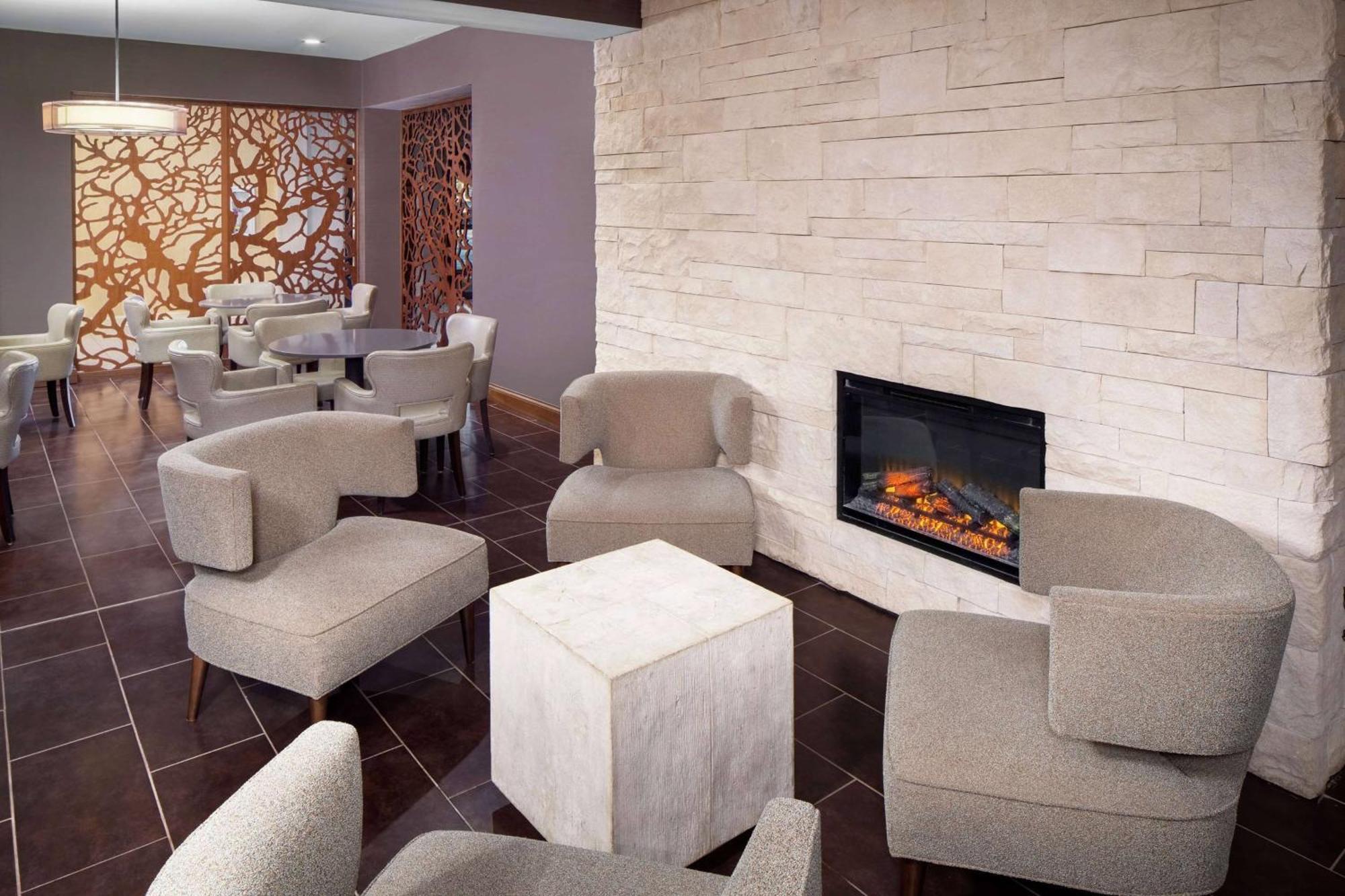 Wyndham Garden Westlake Zewnętrze zdjęcie