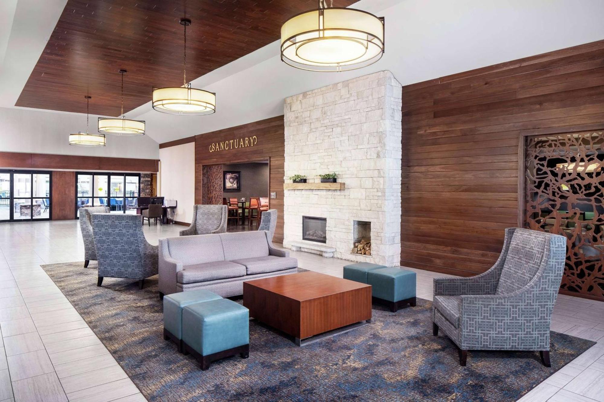Wyndham Garden Westlake Zewnętrze zdjęcie